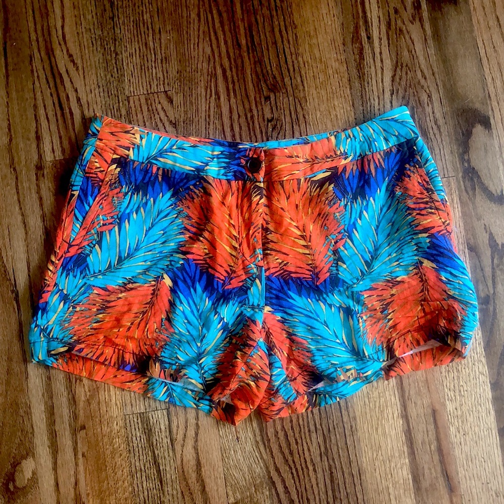 Madison Linen Tropical Shorts